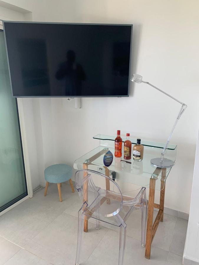 Studio Cozy Mélissa Élégance - GUADELOUPE , LE GOSIER , DAMPIERRE - JACUZZI-SPA WELLIS EVEREST PREMIUM AVEC PLEINE VUE MER - OCÉAN à 180 degrés Extérieur photo