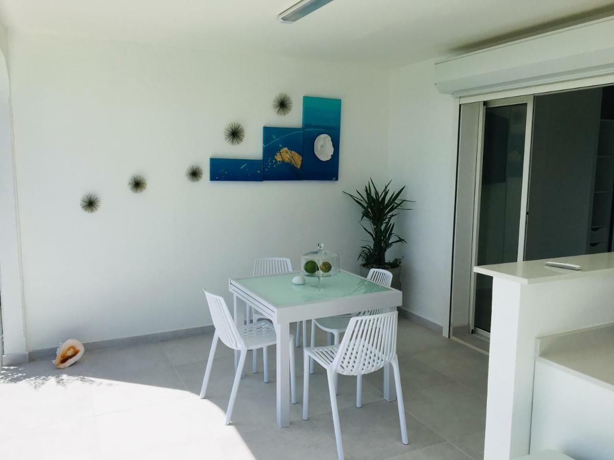 Studio Cozy Mélissa Élégance - GUADELOUPE , LE GOSIER , DAMPIERRE - JACUZZI-SPA WELLIS EVEREST PREMIUM AVEC PLEINE VUE MER - OCÉAN à 180 degrés Extérieur photo