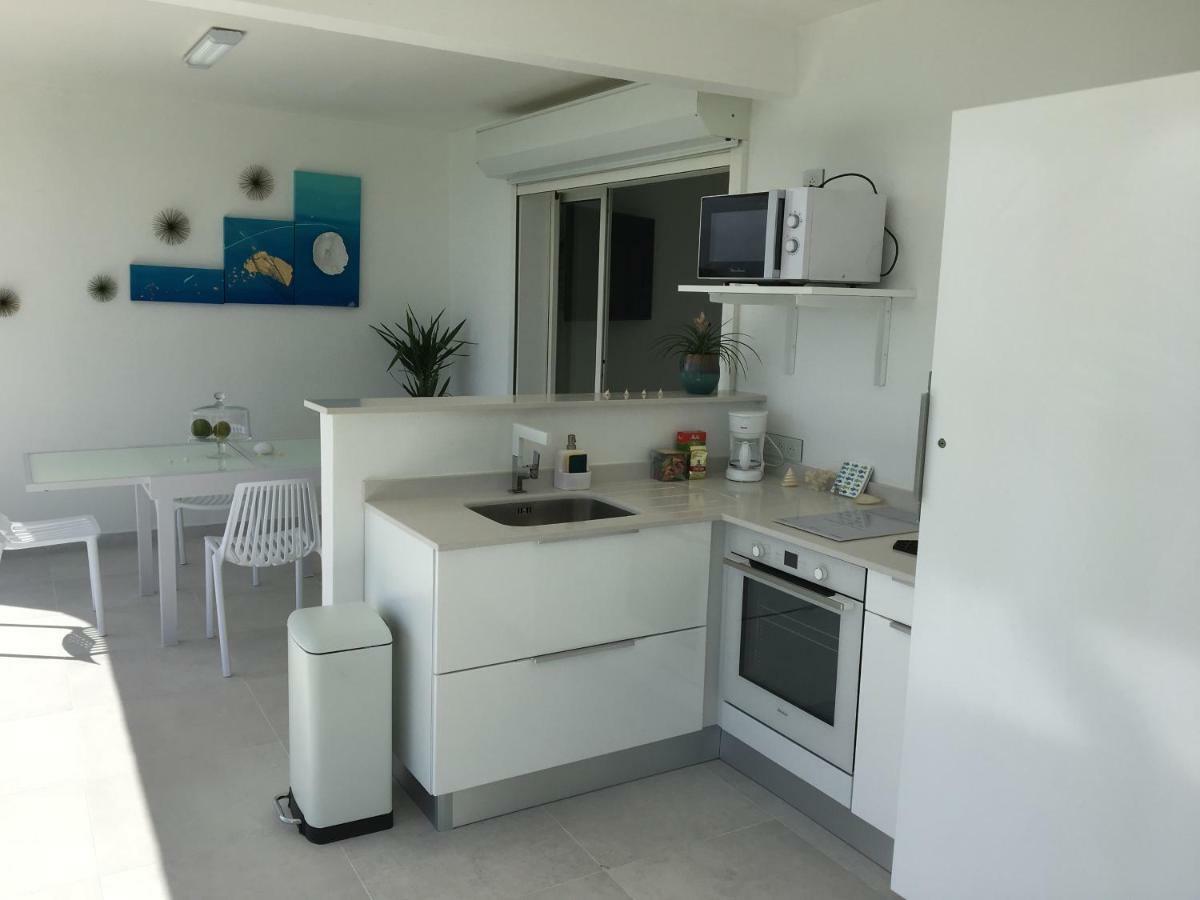 Studio Cozy Mélissa Élégance - GUADELOUPE , LE GOSIER , DAMPIERRE - JACUZZI-SPA WELLIS EVEREST PREMIUM AVEC PLEINE VUE MER - OCÉAN à 180 degrés Extérieur photo